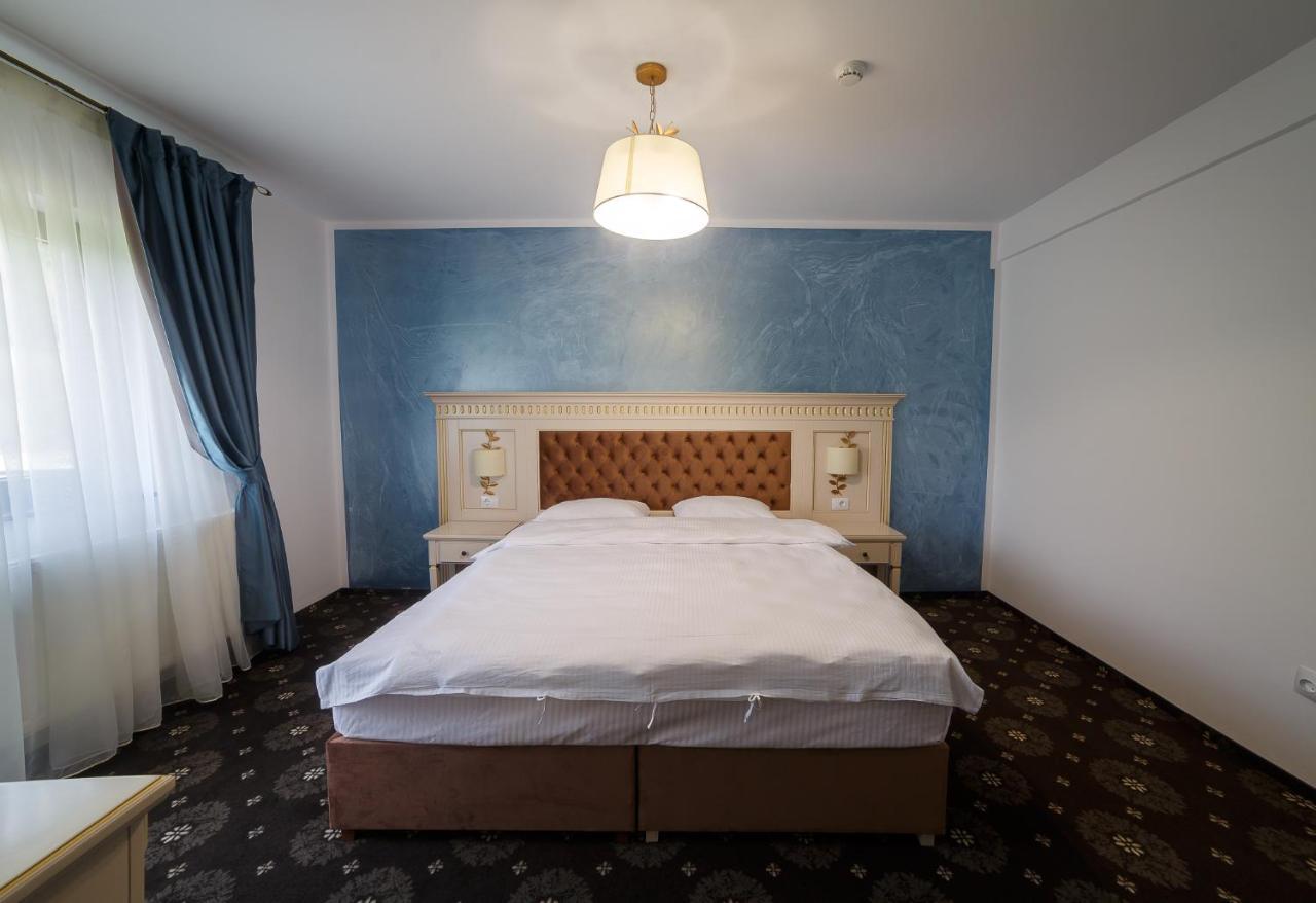Gradina Mariajelor Hotel Câmpulung Moldovenesc المظهر الخارجي الصورة