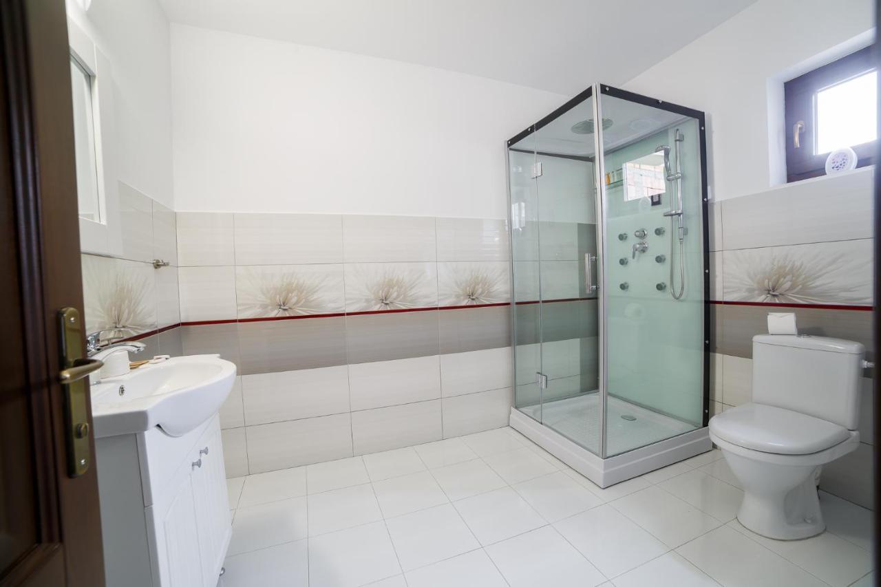 Gradina Mariajelor Hotel Câmpulung Moldovenesc المظهر الخارجي الصورة