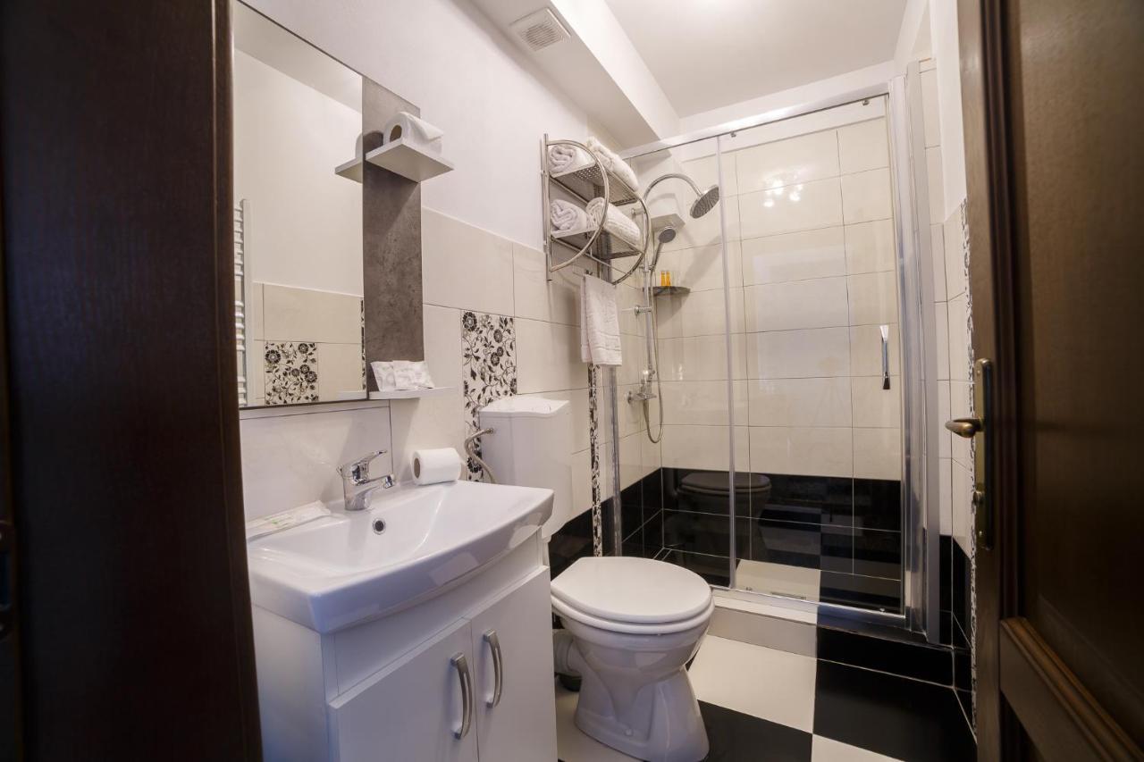 Gradina Mariajelor Hotel Câmpulung Moldovenesc المظهر الخارجي الصورة