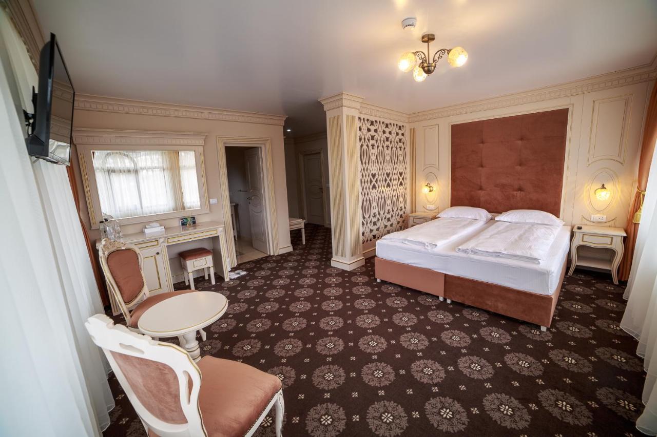 Gradina Mariajelor Hotel Câmpulung Moldovenesc المظهر الخارجي الصورة