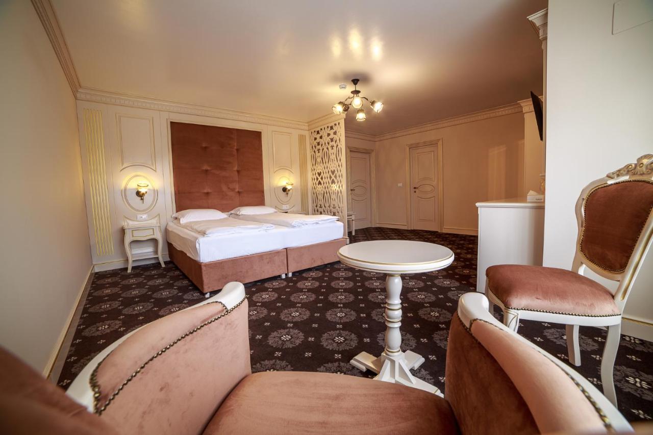 Gradina Mariajelor Hotel Câmpulung Moldovenesc المظهر الخارجي الصورة