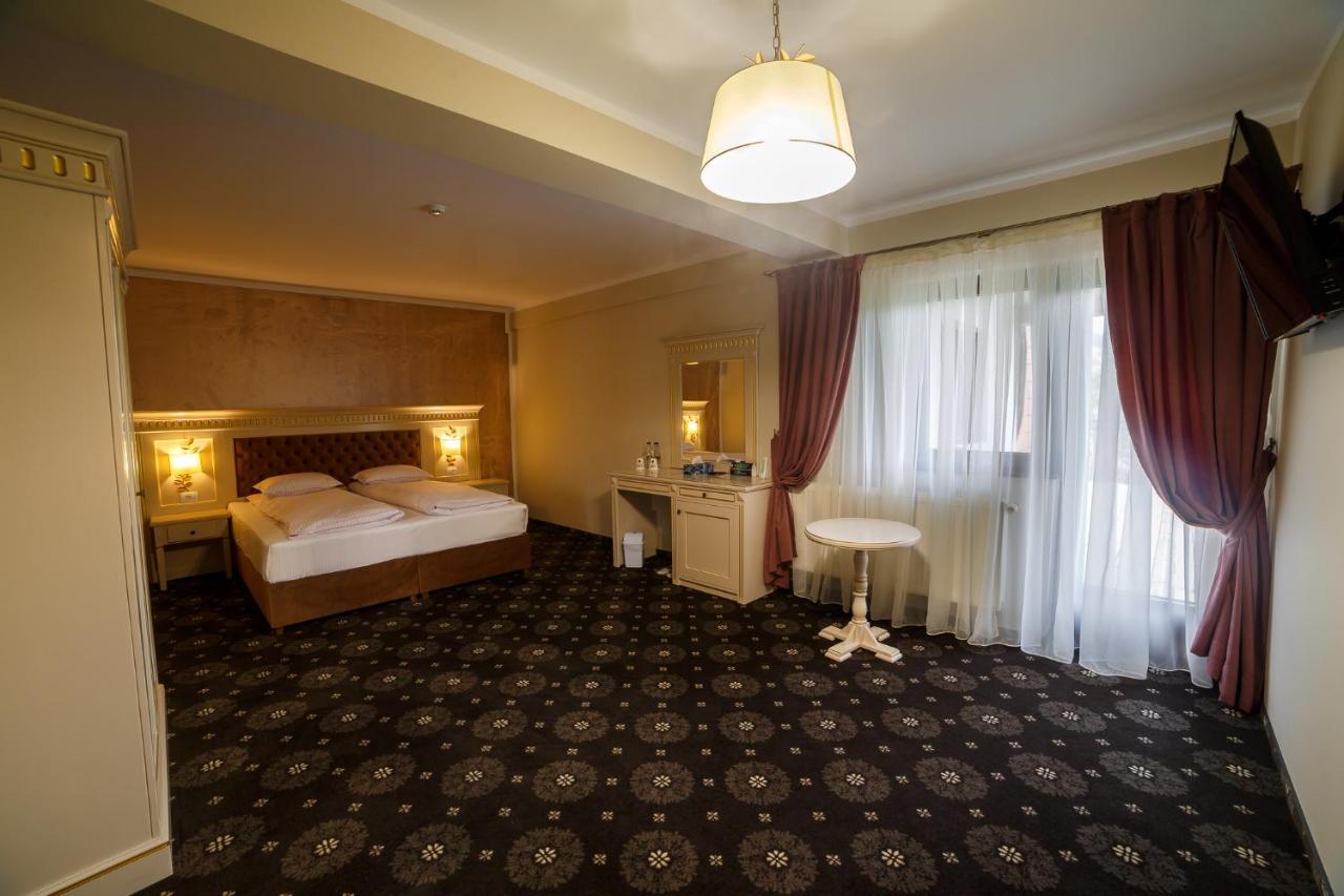 Gradina Mariajelor Hotel Câmpulung Moldovenesc المظهر الخارجي الصورة